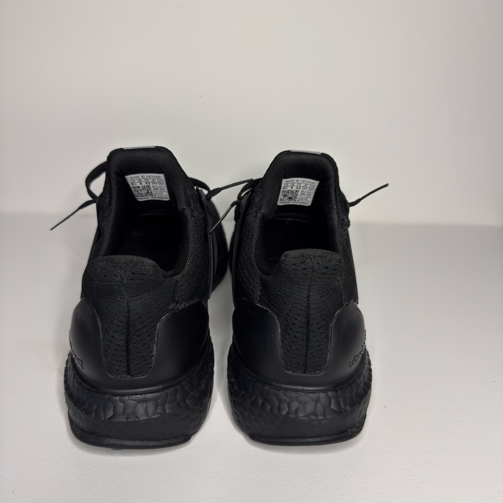 Adidas Men’s UltraBoost 1.0 DNA Shoes size 8.5 - Picture 5 of 9